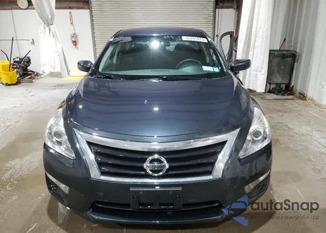 2015 Nissan Altima 2.5 из США, поврежденный, VIN 1N4AL3AP8FC481914